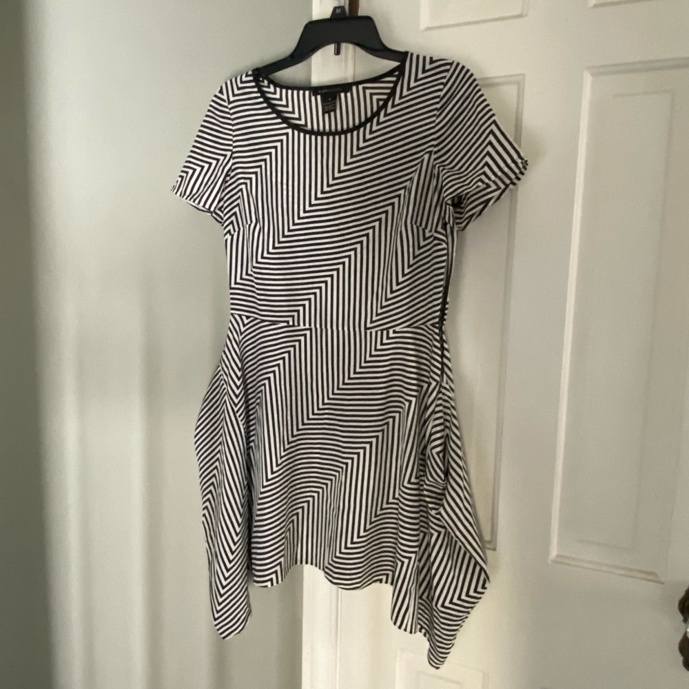Black and white dress